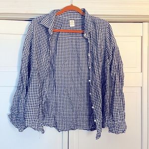 CLASSIC! Blue and white gingham JCrew Perfect Shirt in seersucker
